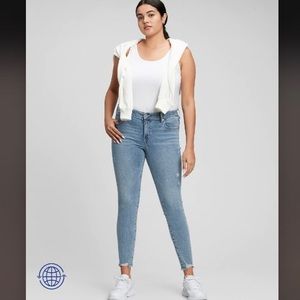 GAP Mid Rise Distressed Jeggings with Washwell, SZ 29R